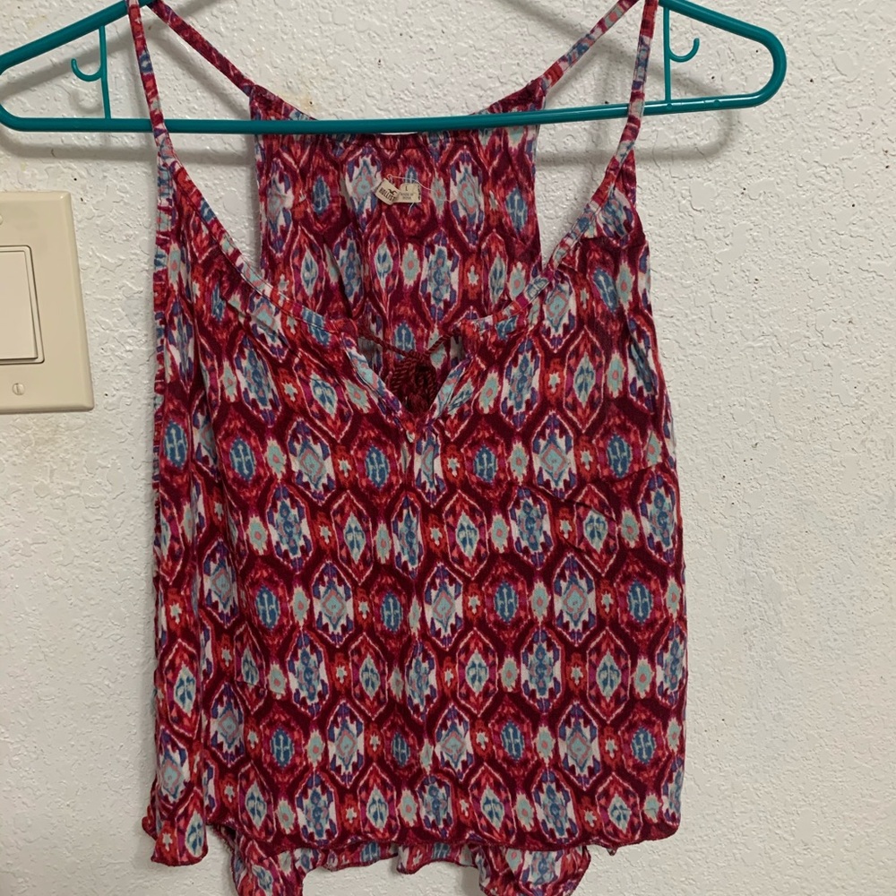Hollister patterned top
